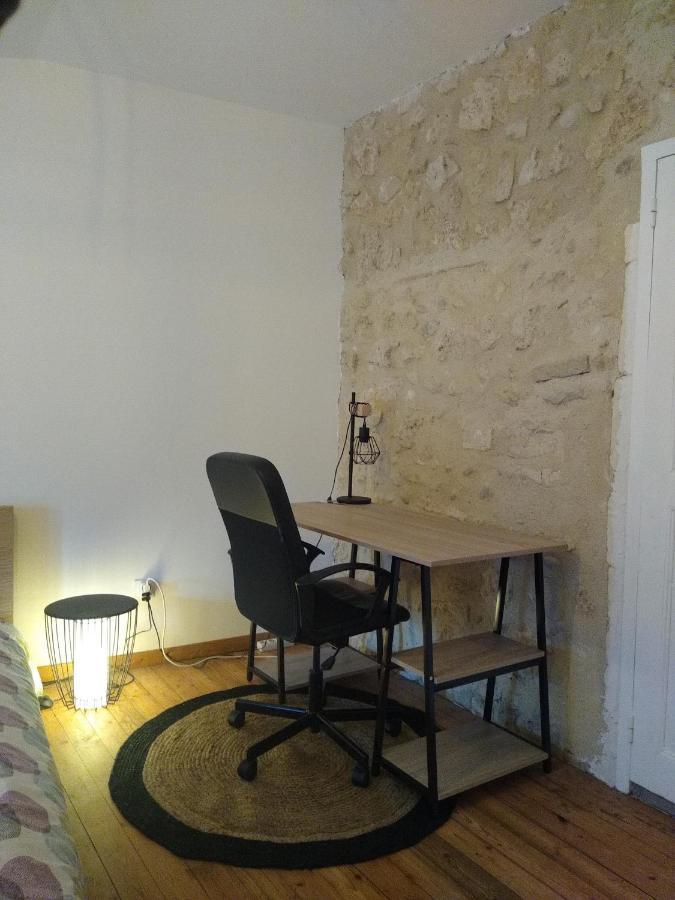 Chambre Privee - Pierrelatte Eksteriør billede